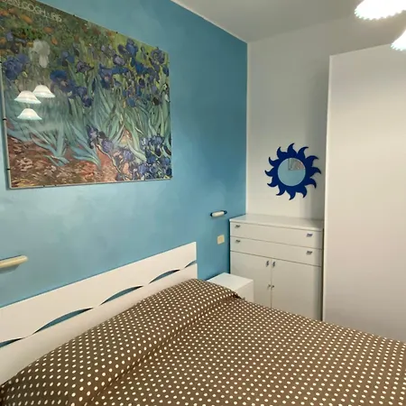 Apartment Cardinali House *